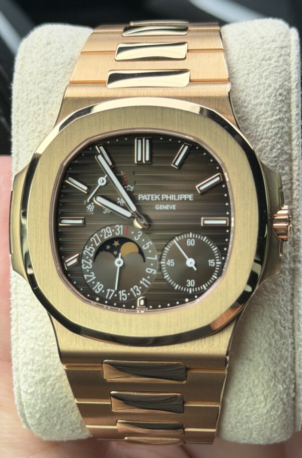 Patek Philippe Nautilus 40mm 5712/1R-001