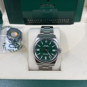 Rolex Oyster Perpetual 41mm 134300-0004